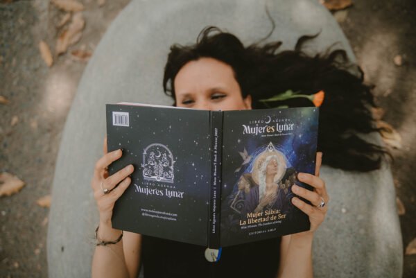 Libro Agenda Mujeres Luna 2027